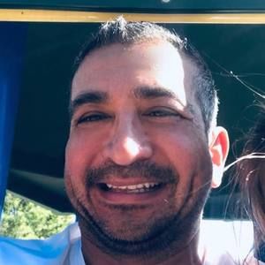 Meet your Posher, Sergio